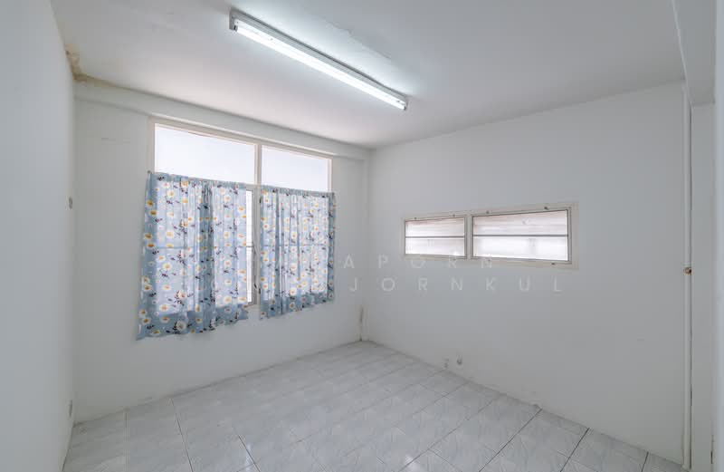 House at Ekkamai, Bangkok, สุขุมวิท เอกมัย 10 แยก 6, Phra Kanong Nua, Watthana, Bangkok, 3 Bedrooms, 160 sqm, Single Detached House For Rent, by Prapaporn Boonkajonkul, 500392898 - DDproperty.com