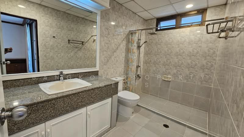 Sriratana Mansion 2, Bangkok, 59 Soi Sukhumvit 23, Khlongtoei Nua, Watthana, Bangkok, 4 Bedrooms, 400 sqm, Condo For Rent, by BANGKOK PROPERTY AGENTS, 500392920 - DDproperty.com
