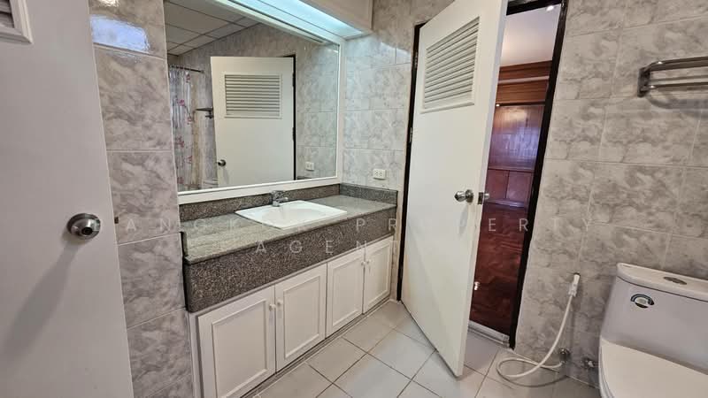 Sriratana Mansion 2, Bangkok, 59 Soi Sukhumvit 23, Khlongtoei Nua, Watthana, Bangkok, 4 Bedrooms, 400 sqm, Condo For Rent, by BANGKOK PROPERTY AGENTS, 500392920 - DDproperty.com