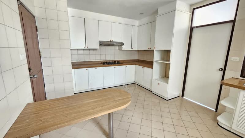 Sriratana Mansion 2, Bangkok, 59 Soi Sukhumvit 23, Khlongtoei Nua, Watthana, Bangkok, 4 Bedrooms, 400 sqm, Condo For Rent, by BANGKOK PROPERTY AGENTS, 500392920 - DDproperty.com