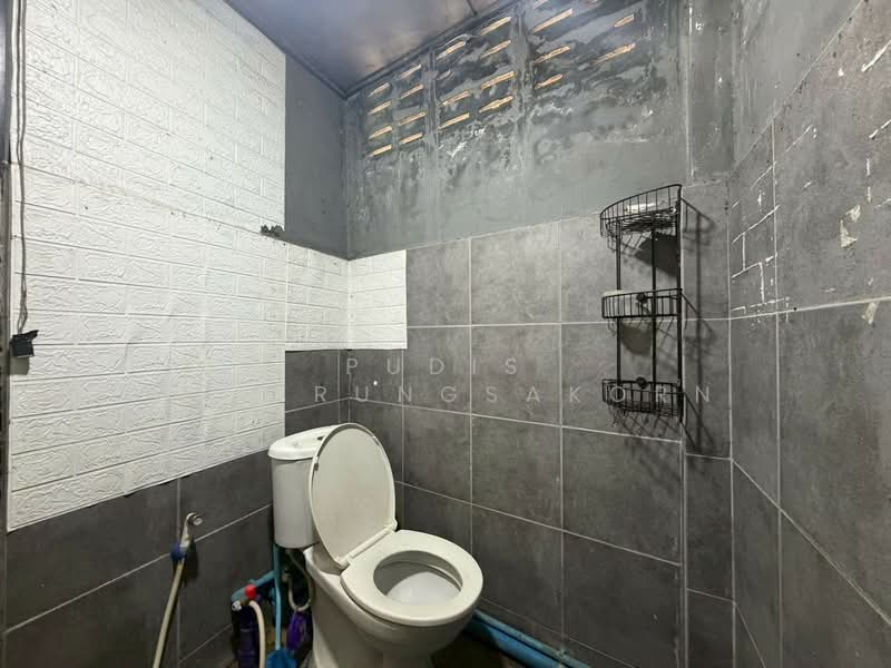 2-Unit Commercial Building for Rent – Lat Phrao, Bangkok, Chan Kasem, Chatuchak, Bangkok, , 740 sqm, Shophouse For Rent, by Pudis Chitrungsakorn, 500392930 - DDproperty.com
