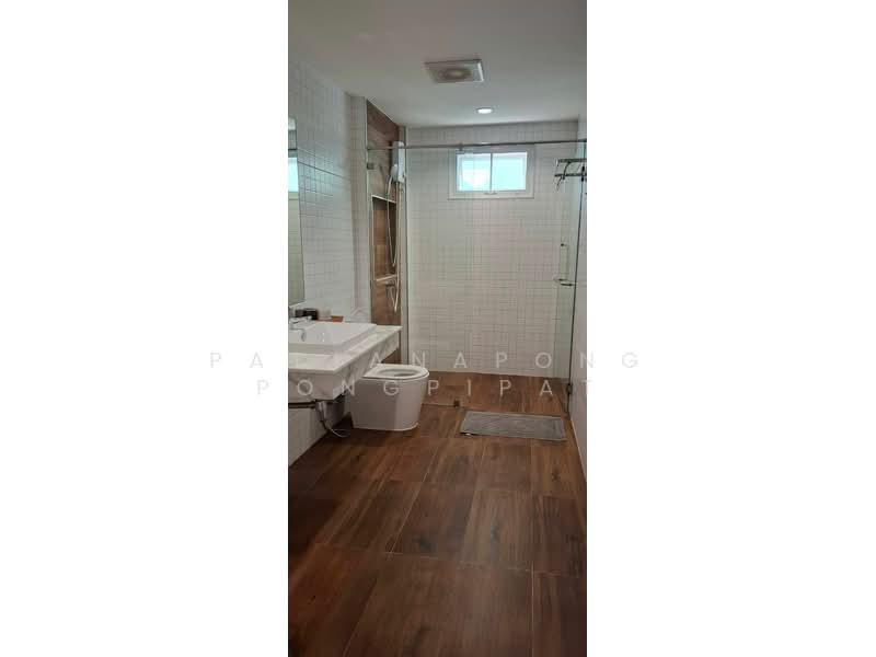 4-BR Villa, Chon Buri (Pattaya), Nong Pru, Bang Lamung (Pattaya), Chon Buri (Pattaya), 4 Bedrooms, 350 sqm, Villa For Rent, by Pattanapong Pongpipat, 500392936 - DDproperty.com