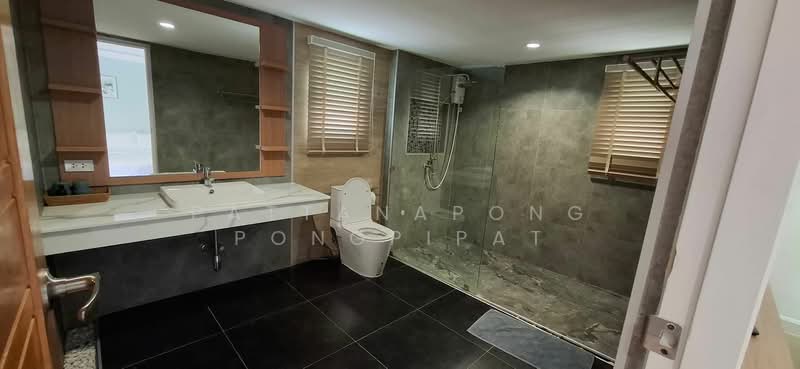 4-BR Villa, Chon Buri (Pattaya), Nong Pru, Bang Lamung (Pattaya), Chon Buri (Pattaya), 4 Bedrooms, 350 sqm, Villa For Rent, by Pattanapong Pongpipat, 500392936 - DDproperty.com