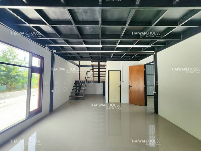 โกดังให้เช่า 325 ตร.ม. ลาดสวาย ลำลูกกา ปทุมธานี พื้นที่สีม่วง รถเทลเลอร์ 40 ฟุตเข้าได้, ปทุมธานี, ลาดสวาย, ลำลูกกา, ปทุมธานี, 325 ตร.ม., โกดัง-โรงงาน ให้เช่า, โดย THAI WAREHOUSE FACTORY CO., LTD., 500392946 - DDproperty.com