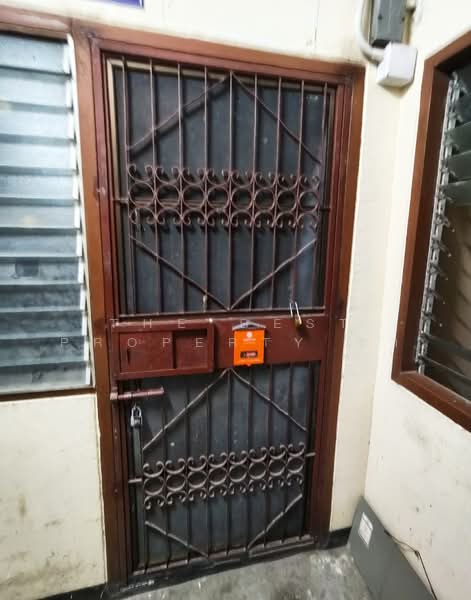 Eua Arthorn Suvarnabhumi 1, Samut Prakan, Srisa Chorakhe Yai, Bang Sao Thong, Samut Prakan, 1 Bedroom, 32 sqm, Condo For Sale, by The Best Property ชา, 500392947 - DDproperty.com