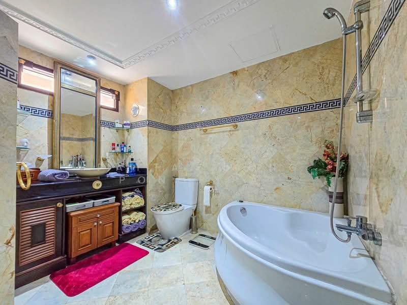 Royal Hill Resort : รอยัล ฮิลล์ รีสอร์ท, ชลบุรี, 154 ถ.ทัพพระยา, หนองปรือ, บางละมุง, ชลบุรี, 159 ตร.ม., คอนโด ขาย, โดย Pattanapong Pongpipat, 500392956 - DDproperty.com