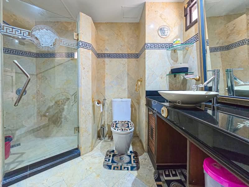 Royal Hill Resort, Chon Buri (Pattaya), 154 Thappraya Rd, Nong Pru, Bang Lamung (Pattaya), Chon Buri (Pattaya), 2 Bedrooms, 159 sqm, Condo For Sale, by Pattanapong Pongpipat, 500392956 - DDproperty.com