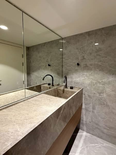 Townhouse in Pridi 14, Bangkok, Phra Kanong Nua, Watthana, Bangkok, 5 Bedrooms, 536 sqm, Townhouse For Sale, by Knight Frank Chartered (Thailand) Co.,Ltd, 500393021 - DDproperty.com