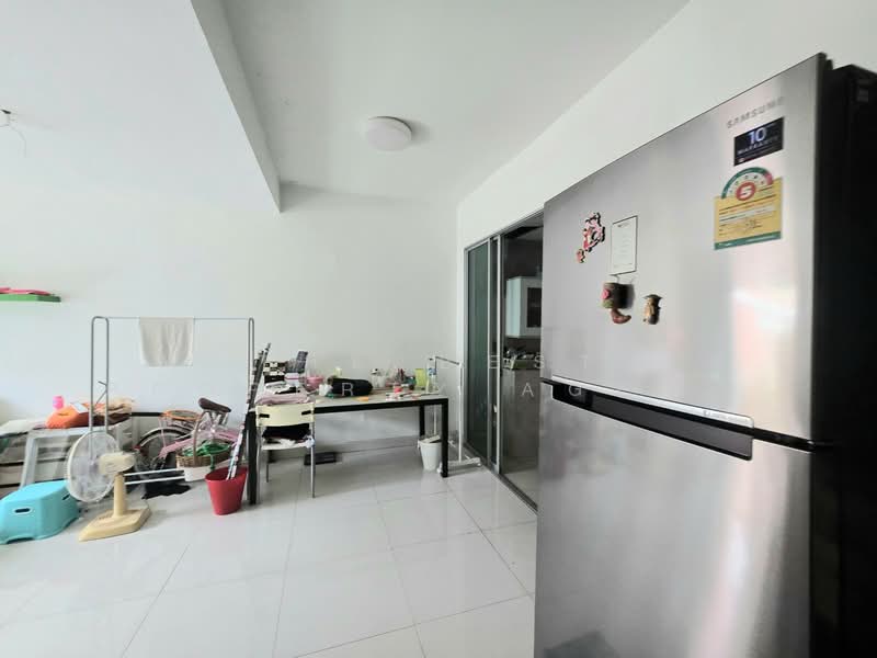 The Connect Bearing Station, Samut Prakan, Soi Bearing 58/6, Samrong Nua, Muang Samut Prakarn, Samut Prakan, 3 Bedrooms, 100 sqm, Townhouse For Sale, by The Best Property Agent ขวัญ, 500393040 - DDproperty.com