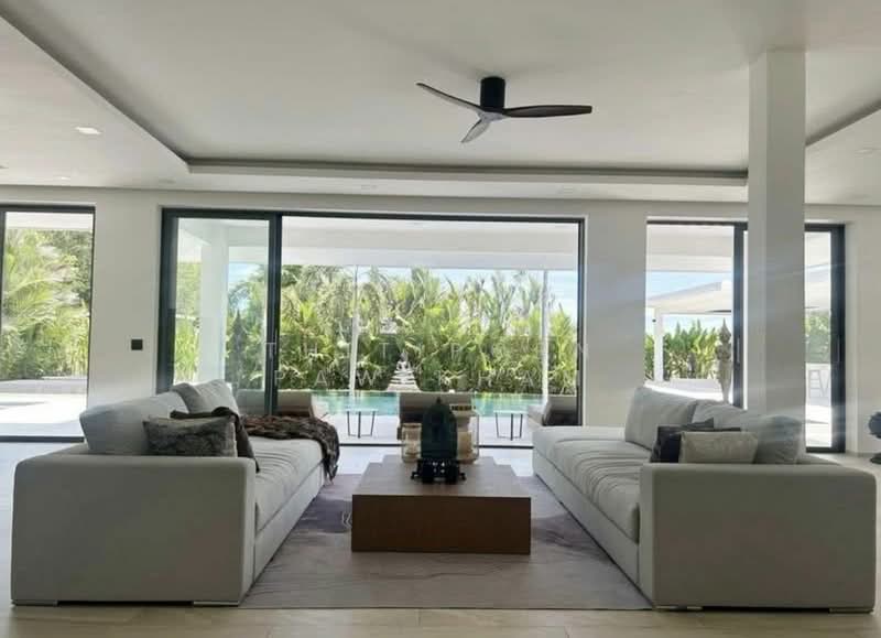 4-BR House, Chon Buri (Pattaya), Huai Yai, Bang Lamung (Pattaya), Chon Buri (Pattaya), 4 Bedrooms, 650 sqm, Single Detached House For Sale, by Thitiporn Pawikham, 500393060 - DDproperty.com