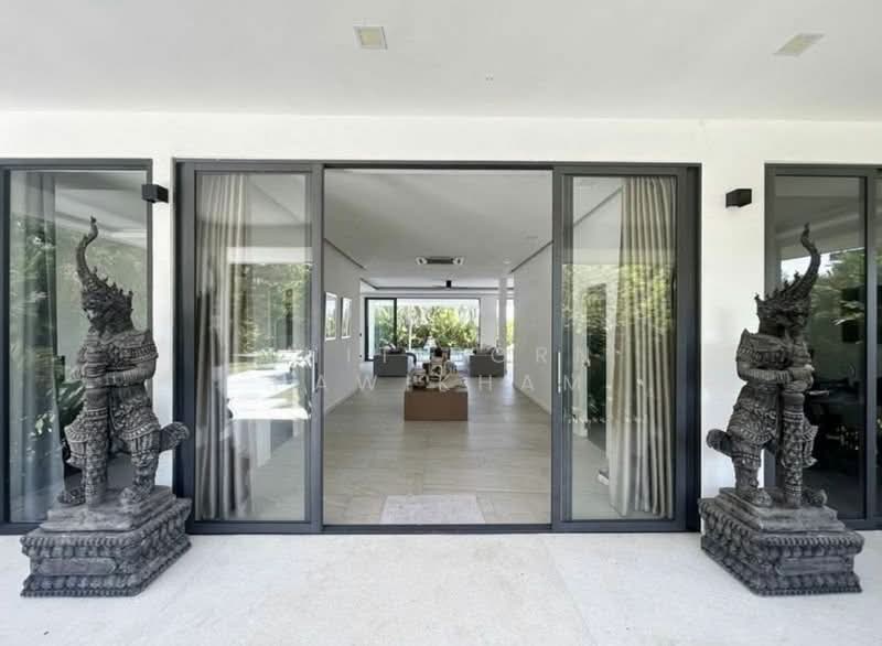 4-BR House, Chon Buri (Pattaya), Huai Yai, Bang Lamung (Pattaya), Chon Buri (Pattaya), 4 Bedrooms, 650 sqm, Single Detached House For Sale, by Thitiporn Pawikham, 500393060 - DDproperty.com
