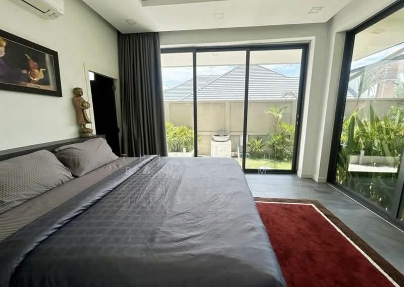 4-BR House, Chon Buri (Pattaya), Huai Yai, Bang Lamung (Pattaya), Chon Buri (Pattaya), 4 Bedrooms, 650 sqm, Single Detached House For Sale, by Thitiporn Pawikham, 500393060 - DDproperty.com