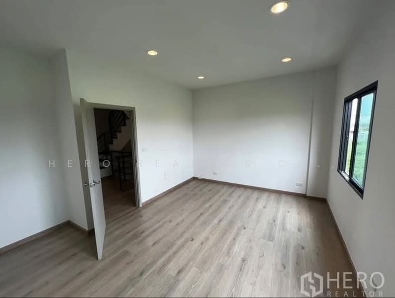 Premium Place Phaholyothin-Ramintra, Bangkok, Tha Rang, Bang Khen, Bangkok, 4 Bedrooms, 170 sqm, Townhouse For Rent, by Hero Realtor Co., Ltd., 500393080 - DDproperty.com