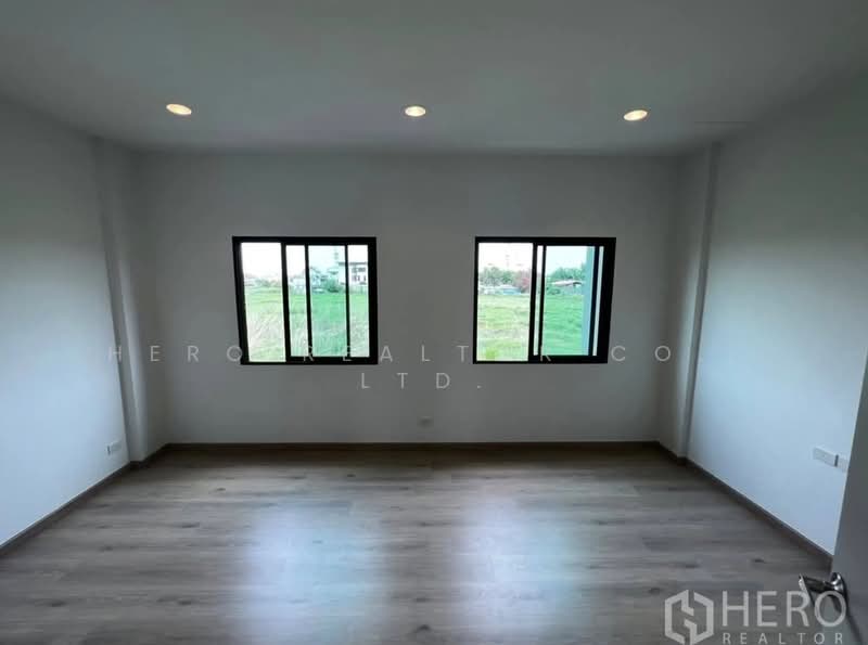 Premium Place Phaholyothin-Ramintra, Bangkok, Tha Rang, Bang Khen, Bangkok, 4 Bedrooms, 170 sqm, Townhouse For Rent, by Hero Realtor Co., Ltd., 500393080 - DDproperty.com