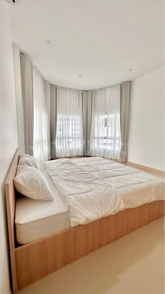 3-BR House, Chon Buri (Pattaya), Poong, Bang Lamung (Pattaya), Chon Buri (Pattaya), 3 Bedrooms, 204 sqm, Single Detached House For Sale, by Thitiporn Pawikham, 500393100 - DDproperty.com