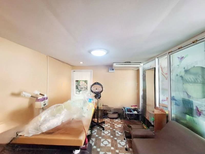 บ้านเดี่ยวห้วยขวาง กรุงเทพมหานคร, Bangkok, Huai Khwang, Bangkok, 4 Bedrooms, 150 sqm, Single Detached House For Sale, by The Best Property หาญ, 500393127 - DDproperty.com