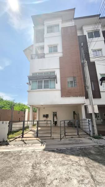 undefined, Chon Buri (Pattaya), Bang Phra, Si Racha, Chon Buri (Pattaya), 3 Bedrooms, 316 sqm, Townhouse For Sale, by Thitiporn Pawikham, 500393143 - DDproperty.com