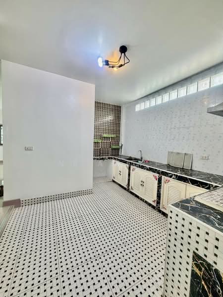 Piya Wararom 3, Nonthaburi, Ban Kluai-Sai Noi Road, Sai Noi, Nonthaburi, 5 Bedrooms, 161 sqm, Single Detached House For Sale, by NR AGENT, 500393212 - DDproperty.com