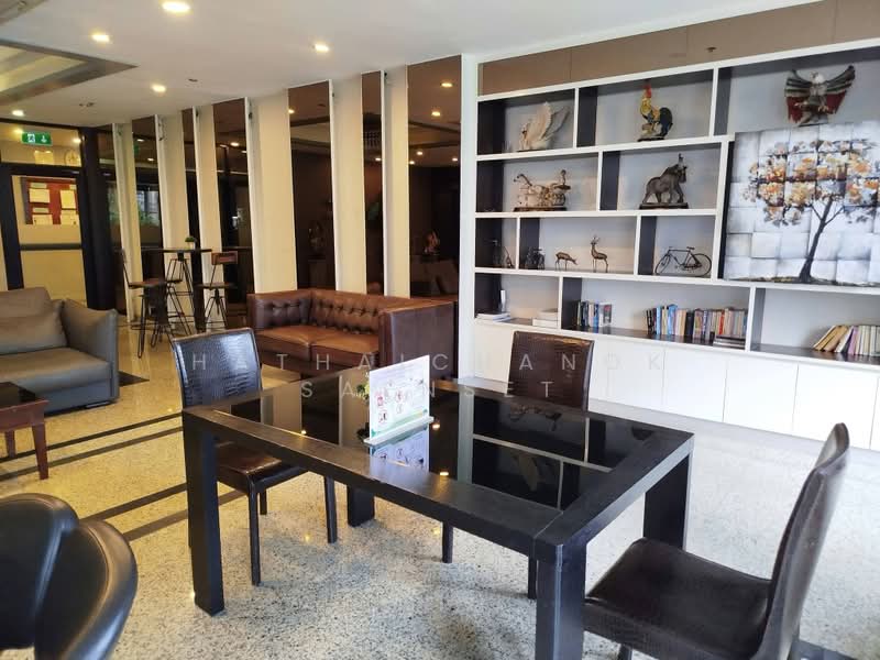 Witthayu Complex, Bangkok, 1673 New Petchaburi Road, Makkasan, Ratchathewi, Bangkok, 2 Bedrooms, 81 sqm, Condo For Rent, by Hathaichanok Saenset, 500393310 - DDproperty.com