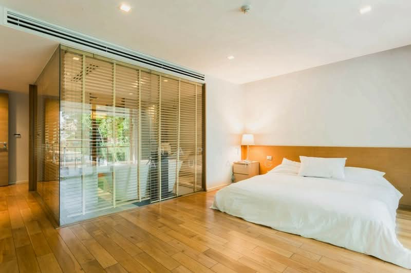 Ficus Lane, Bangkok, Soi Sukhumvit 44/1, Phra Kanong, Khlong Toei, Bangkok, 4 Bedrooms, 438 sqm, Condo For Sale, by Napat Thamakulangkul, 500393315 - DDproperty.com
