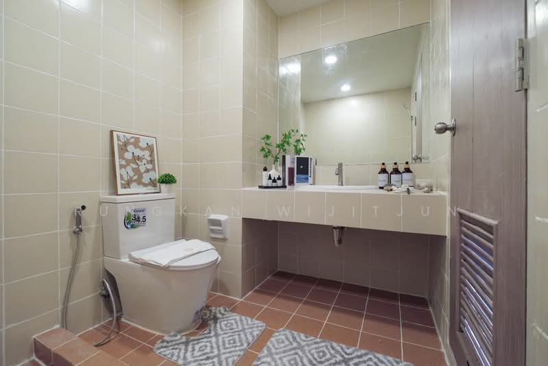 Fak Khao Pode (Corn Condominium), Bangkok, 4 Soi Ramkhamhaeng 40, Hua Mak, Bang Kapi, Bangkok, 2 Bedrooms, 54 sqm, Apartment For Sale, by Rungkan Wijitjun, 500393345 - DDproperty.com