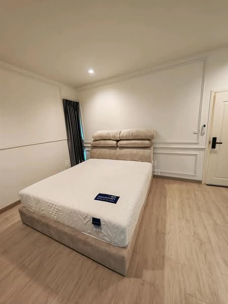 Mews Tientalay 15, Bangkok, Thian Thale 15 Alley, Samae Dam, Bang Khun Thian, Bangkok, 4 Bedrooms, 230 sqm, Semi-Detached House (Twin House) For Sale, by Rungkan Wijitjun, 500393359 - DDproperty.com