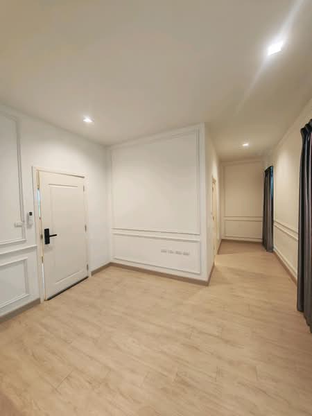 Mews Tientalay 15, Bangkok, Thian Thale 15 Alley, Samae Dam, Bang Khun Thian, Bangkok, 4 Bedrooms, 230 sqm, Semi-Detached House (Twin House) For Sale, by Rungkan Wijitjun, 500393359 - DDproperty.com
