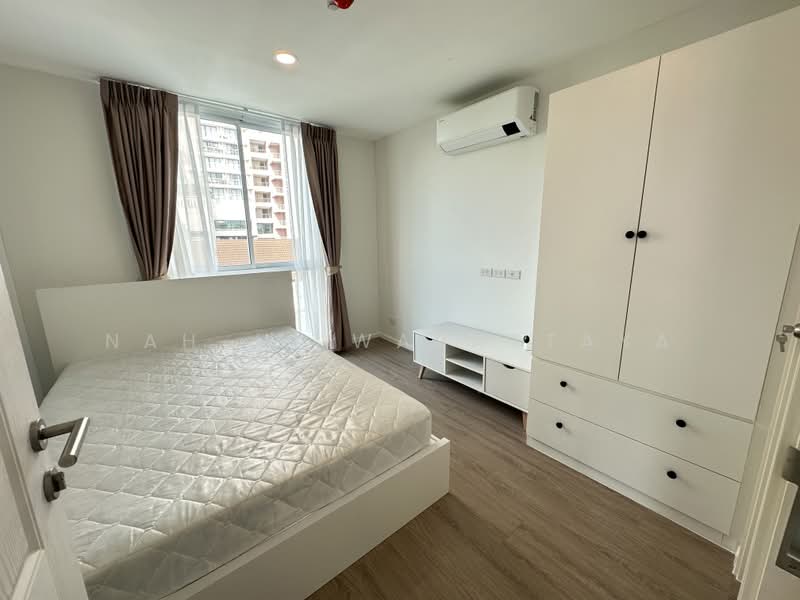 Chateau in Town Ratchayothin, Bangkok, Soi Phahonyothin 30, Chan Kasem, Chatuchak, Bangkok, 2 Bedrooms, 45 sqm, Condo For Rent, by Nah-U. Warattaya, 500393369 - DDproperty.com