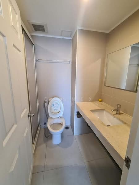 Lumpini Suite Pinklao, Bangkok, 1 Somdet Phra Pin Klao Rd, Bang Yi Khan, Bang Phlat, Bangkok, 1 Bedroom, 35 sqm, Condo For Rent, by Connex Property, 500393373 - DDproperty.com