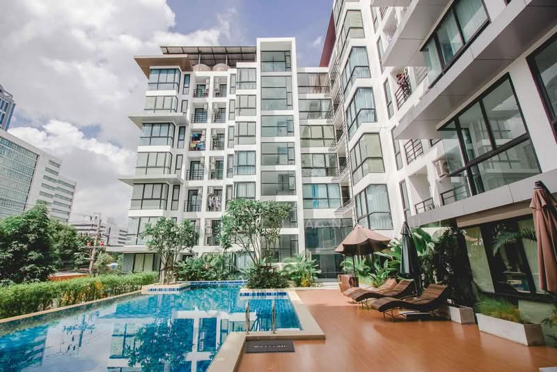 Chateau In Town Sukhumvit 62/1, Bangkok, 7391 Soi Sukhumvit 62/1 Sukhumvit Road, Bang Chak, Phra Khanong, Bangkok, 1 Bedroom, 34 sqm, Condo For Rent, by Napat Thamakulangkul, 500393383 - DDproperty.com