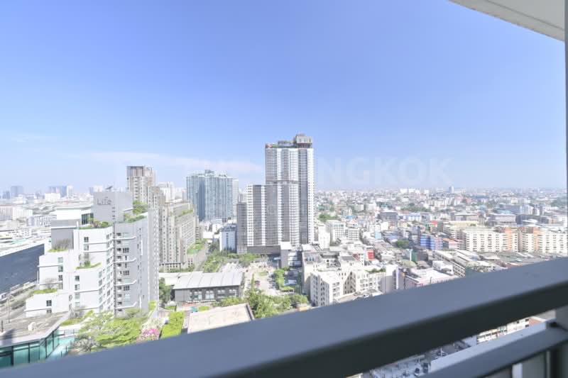 Rhythm Ratchada-Huaikwang, Bangkok, 218 Ratchadaphisek Road, Huai Khwang, Bangkok, 2 Bedrooms, 55 sqm, Condo For Rent, by Nicha Peerakittikul, 500393407 - DDproperty.com