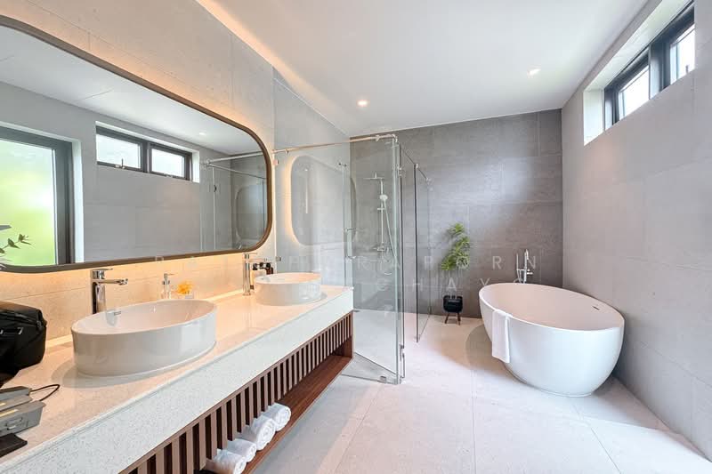 Modern design | Private pool | Investment potential, Phuket, Sri Sunthon, Thalang, Phuket, 2 Bedrooms, 208 sqm, Single Detached House For Sale, by Patcharaporn Wongsachayo, 500393423 - DDproperty.com