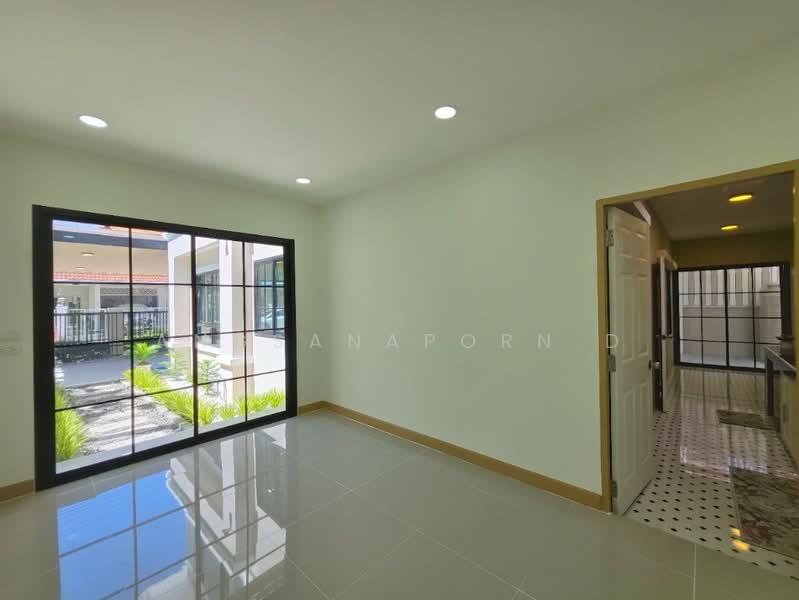 เพอร์เฟคเพลส ไทรม้า รัตนาธิเบศร์, Nonthaburi, Bang Rak Noi, Muang Nonthaburi, Nonthaburi, 4 Bedrooms, 160 sqm, Single Detached House For Sale, by Angsanaporn D, 500393455 - DDproperty.com