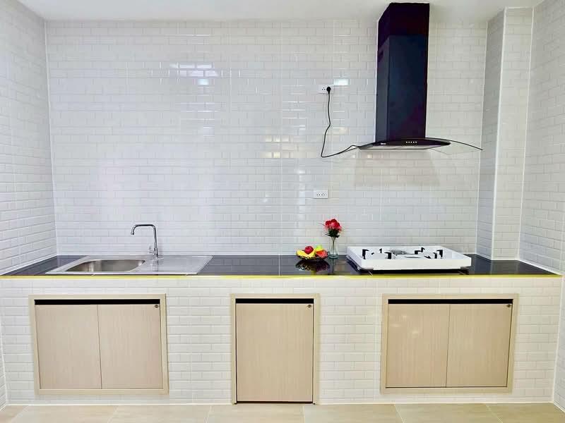 Cluster Haus, Bangkok, Soi Keha Romklao 78 Yeak 1, Saphan Sung, Bangkok, 2 Bedrooms, 80 sqm, Townhouse For Sale, by นภัสศรณ์ วงศ์สินไทยกร (นันท์), 500393526 - DDproperty.com