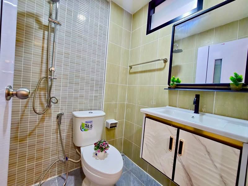 Cluster Haus : คลัสเตอร์ เฮ้าส์, กรุงเทพ, ซอย เคหะร่มเกล้า 78 แยก 1, สะพานสูง, กรุงเทพ, 80 ตร.ม., ทาวน์เฮ้าส์ ขาย, โดย นภัสศรณ์ วงศ์สินไทยกร (นันท์), 500393526 - DDproperty.com