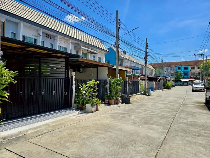 Cluster Haus, Bangkok, Soi Keha Romklao 78 Yeak 1, Saphan Sung, Bangkok, 2 Bedrooms, 80 sqm, Townhouse For Sale, by นภัสศรณ์ วงศ์สินไทยกร (นันท์), 500393526 - DDproperty.com