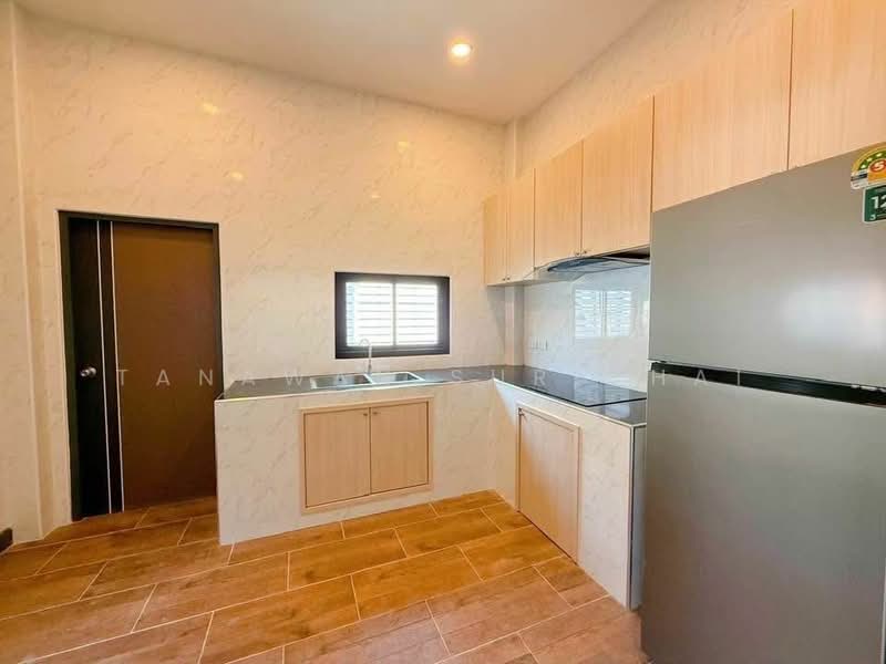 4-BR House, Chon Buri (Pattaya), Huai Yai, Bang Lamung (Pattaya), Chon Buri (Pattaya), 4 Bedrooms, 742 sqm, Single Detached House For Sale, by Tanawan Surichai, 500393549 - DDproperty.com
