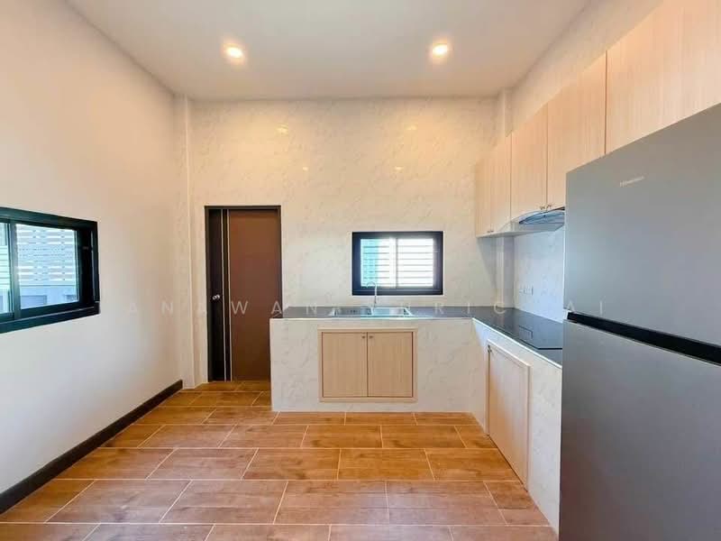 4-BR House, Chon Buri (Pattaya), Huai Yai, Bang Lamung (Pattaya), Chon Buri (Pattaya), 4 Bedrooms, 742 sqm, Single Detached House For Sale, by Tanawan Surichai, 500393549 - DDproperty.com