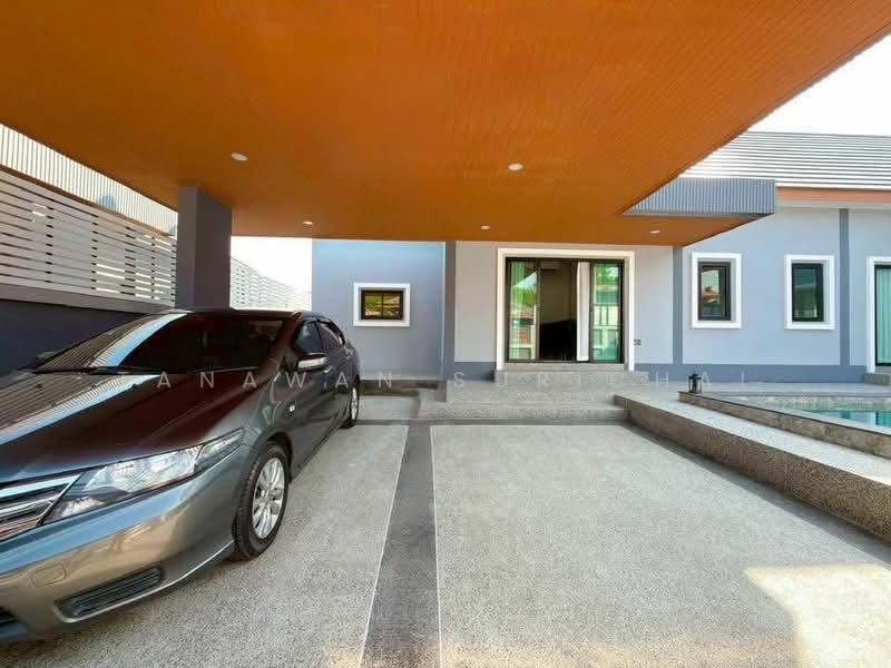 4-BR House, Chon Buri (Pattaya), Huai Yai, Bang Lamung (Pattaya), Chon Buri (Pattaya), 4 Bedrooms, 742 sqm, Single Detached House For Sale, by Tanawan Surichai, 500393549 - DDproperty.com