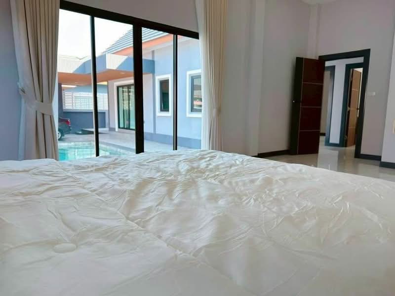 4-BR House, Chon Buri (Pattaya), Huai Yai, Bang Lamung (Pattaya), Chon Buri (Pattaya), 4 Bedrooms, 742 sqm, Single Detached House For Sale, by Tanawan Surichai, 500393549 - DDproperty.com