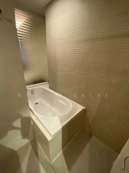 The Nest Ploenchit, Bangkok, 105 Soi Nai Loet, Lumphini, Pathum Wan, Bangkok, 1 Bedroom, 37 sqm, Condo For Rent, by Najawa Salae, 500393575 - DDproperty.com