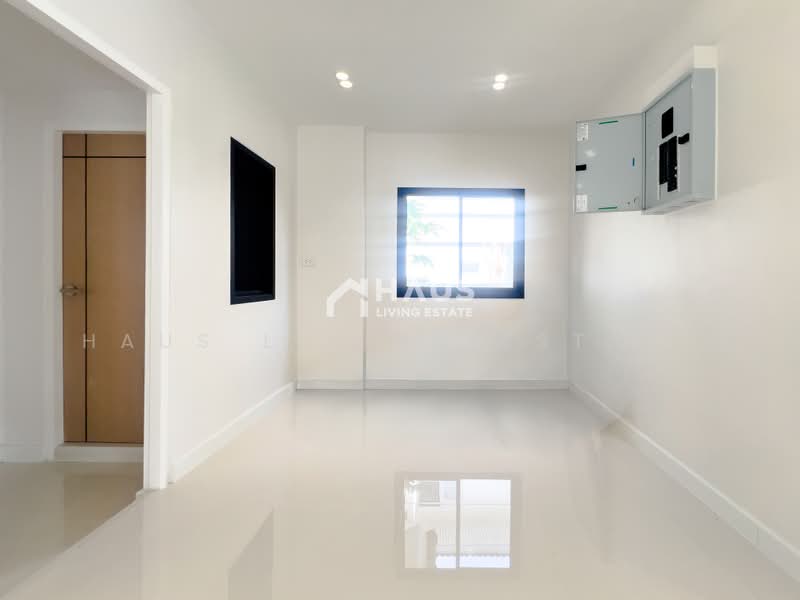 Perfect Place Rattanathibet-Saima, Nonthaburi, Sai Ma Soi 3, Sai Ma, Muang Nonthaburi, Nonthaburi, 4 Bedrooms, 250 sqm, Single Detached House For Sale, by Haus Living Estate, 500393594 - DDproperty.com