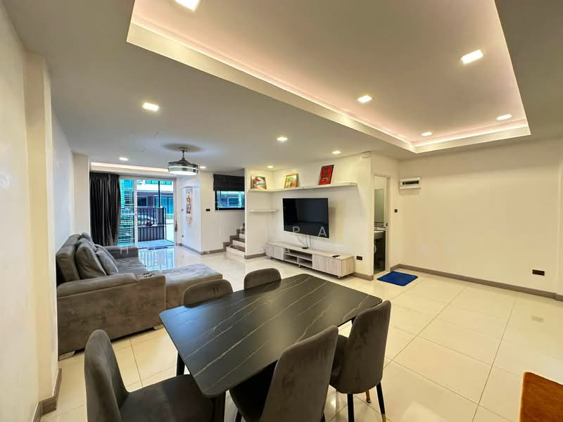 Chokchai Village 9, Chon Buri (Pattaya), Bang Lamung, Bang Lamung (Pattaya), Chon Buri (Pattaya), 2 Bedrooms, 141 sqm, Townhouse For Rent, by Jirapat Chuangsawadsak, 500393604 - DDproperty.com