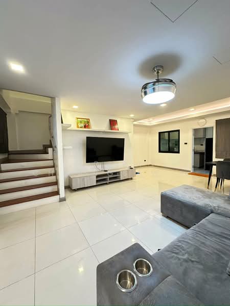 Chokchai Village 9, Chon Buri (Pattaya), Bang Lamung, Bang Lamung (Pattaya), Chon Buri (Pattaya), 2 Bedrooms, 141 sqm, Townhouse For Rent, by Jirapat Chuangsawadsak, 500393604 - DDproperty.com