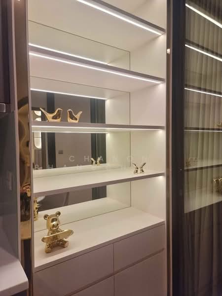 Life Asoke Hype, Bangkok, 339 Chaturathit Rd, Makkasan, Ratchathewi, Bangkok, 2 Bedrooms, 36 sqm, Condo For Rent, by Chanon Phangchienghien, 500393614 - DDproperty.com