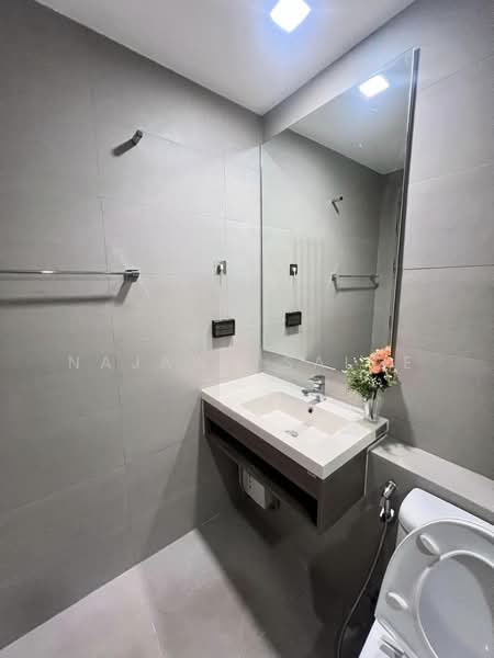 Whizdom Connect Sukhumvit, Bangkok, 1 Soi Piyibut 1, Sukhumvit Road, Bang Na, Bangkok, 1 Bedroom, 30 sqm, Condo For Rent, by Najawa Salae, 500393641 - DDproperty.com
