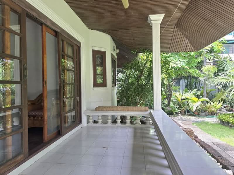 ไม่พบโครงการ, Bangkok, สุขุมวิท42, Phra Kanong, Khlong Toei, Bangkok, 3 Bedrooms, 200 sqm, Single Detached House For Rent, by กุลจิรา อภัยโส, 500393642 - DDproperty.com