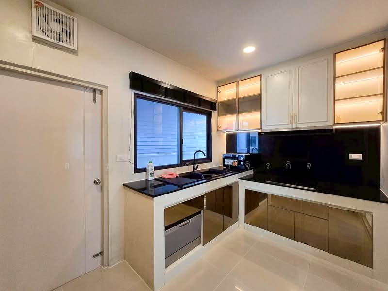 Centro Bangna : เซนโทร บางนา, สมุทรปราการ, 111 ซอย3, บางแก้ว, บางพลี, สมุทรปราการ, 260 ตร.ม., บ้านเดี่ยว ให้เช่า, โดย สมชาย ฤชาจิรกิจ, 500393672 - DDproperty.com