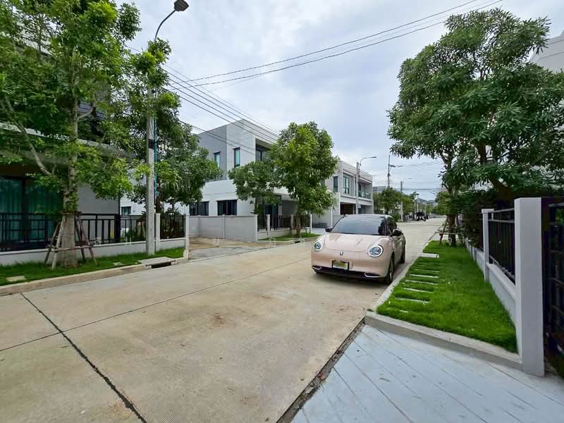 Centro Bangna, Samut Prakan, 111 Soi 3, Bang Kaeo, Bang Plee, Samut Prakan, 4 Bedrooms, 260 sqm, Single Detached House For Rent, by Somchai Ruechajirakit, 500393672 - DDproperty.com