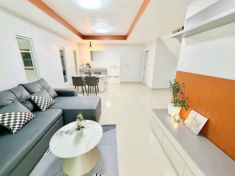 บ้านแฝด 5 ห้องนอน จอดรถได้ 3 - 4 คัน หมู่บ้านพฤกษา 19 ถนนวัดลาดปลาดุก บางบัวทอง ใกล้เซ็นทรัล เวสเกต, นนทบุรี, วัดลาดปลาดุก, บางบัวทอง, นนทบุรี, 130 ตร.ม., ทาวน์เฮ้าส์ ขาย, โดย บุษบากร (เจี๊ยบ), 500393723 - DDproperty.com
